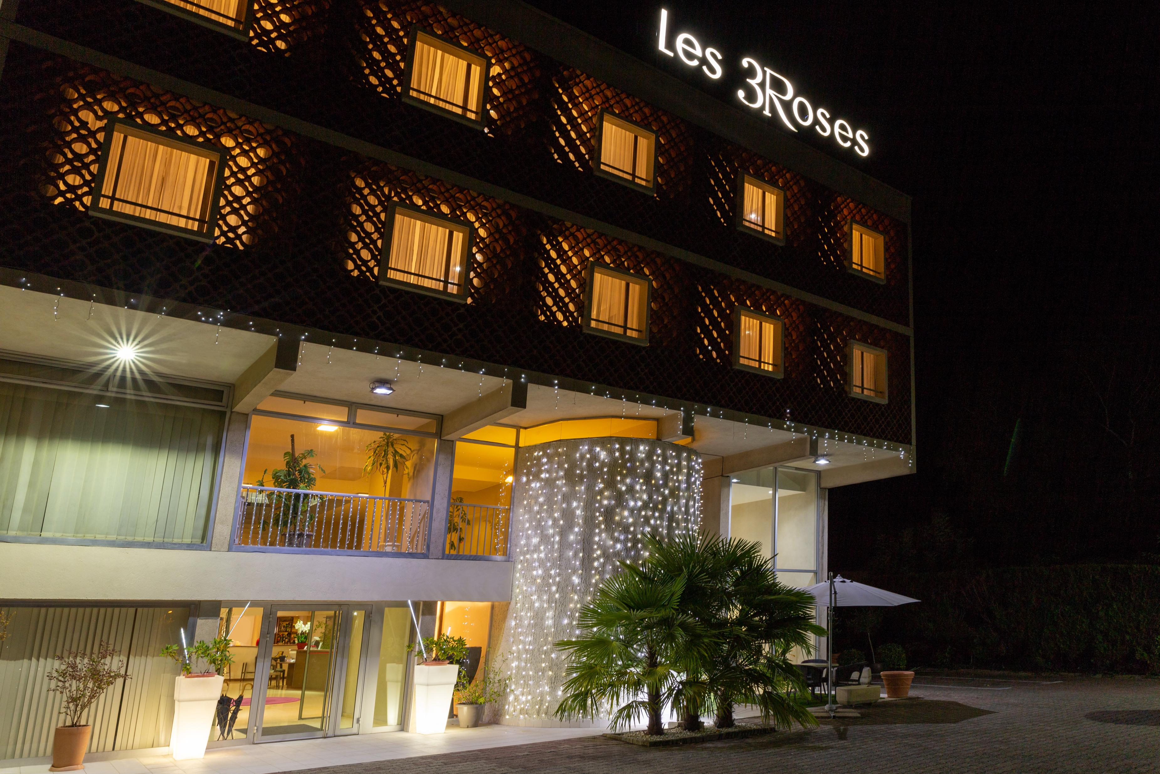 Hotel Les Trois Roses, Meylan Grenoble The Originals Boutique Экстерьер фото